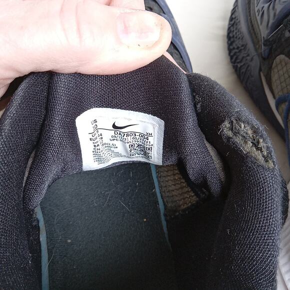 Mens Size 10 - Nike Kyrie 4 TB Low Black Midnight Navy DA7803-004 - Picture 6 of 7